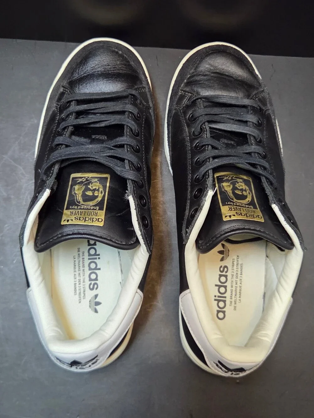 Adidas Rod Laver Black Off White GY3603 Sneakers Mens Size 8.5 Gum Sole. 0200